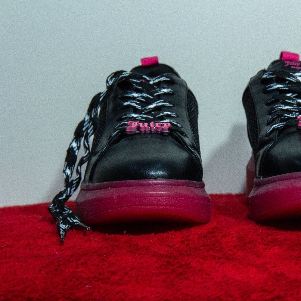 Women's "Juicy Couture Demi Fashion" Lace Up Sneakers (Size 8)